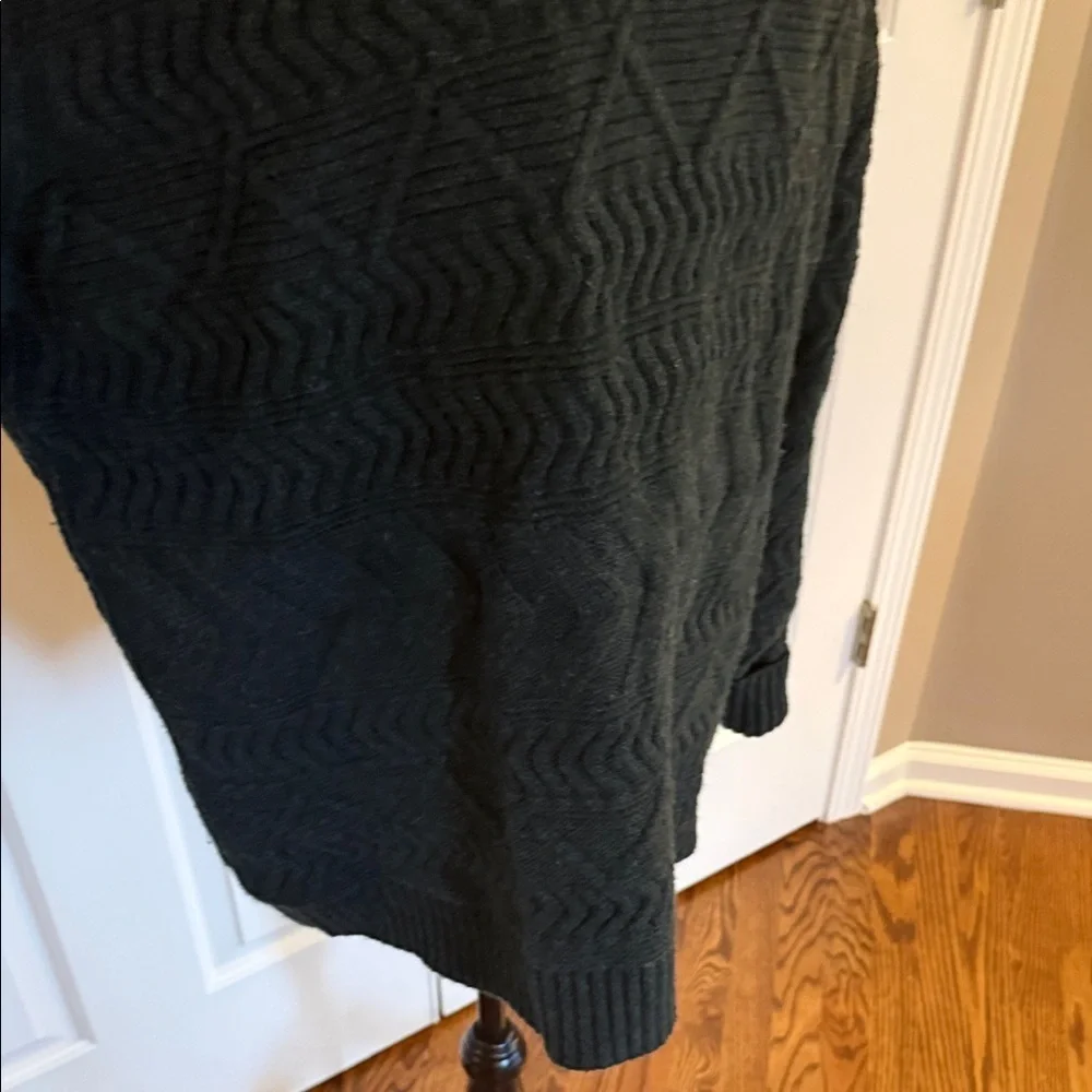 Banana Republic Men's Dark Green shawl collar Sweater